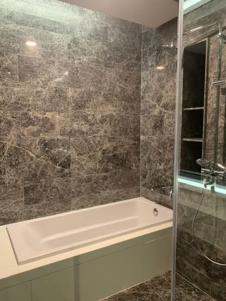 Straits Residences untuk Untuk Disewa - RM 4,800 /bulan, Mac 2026 - Bathroom - PropertyGuru.com.my