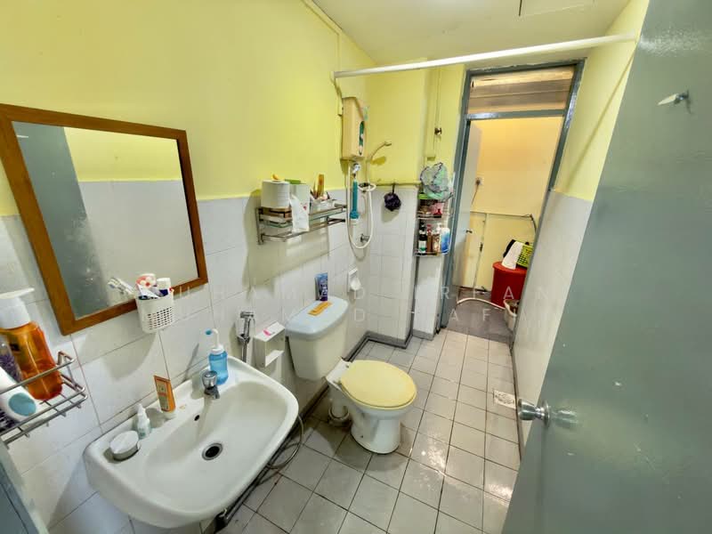 Seri Cendekia untuk Untuk Dijual - RM 299,000, Feb 2026 - Bathroom - PropertyGuru.com.my