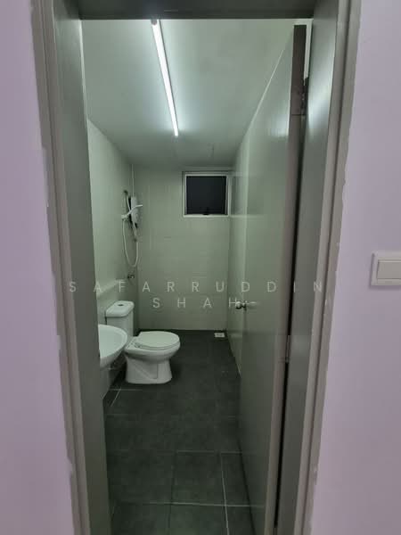 Apartment for Rent at Vista Langkawi @ Residensi PV18 - Safarruddin Shah - Bathroom - PropertyGuru.com.my