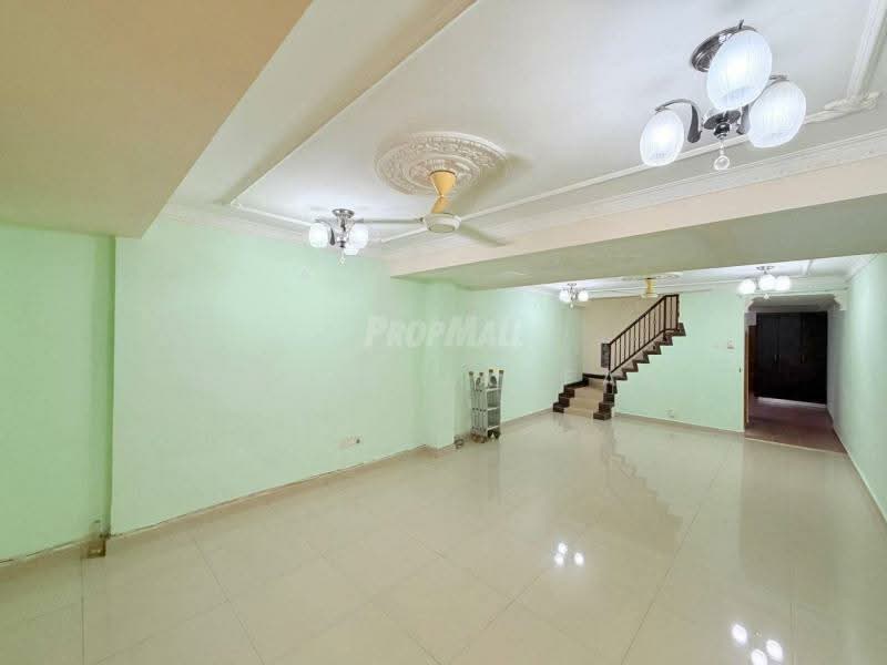 2-storey Terraced House for Sale in Taman Melawati (Ulu Kelang) - Nadia Jaafar - Living Room - PropertyGuru.com.my