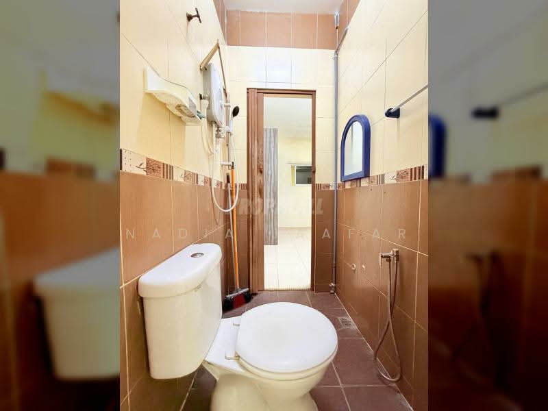 2-storey Terraced House for Sale in Taman Melawati (Ulu Kelang) - Nadia Jaafar - Bathroom - PropertyGuru.com.my