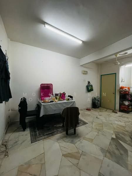 Apartment for Sale at Apartment Dahlia - Mokhtar Bin Mohamad Akhir - Interior - PropertyGuru.com.my