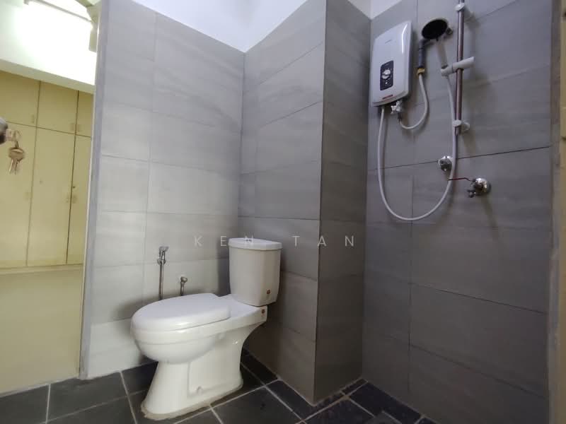 Menara Seputih untuk Untuk Disewa - RM 1,400 /bulan, Feb 2026 - Bathroom - PropertyGuru.com.my