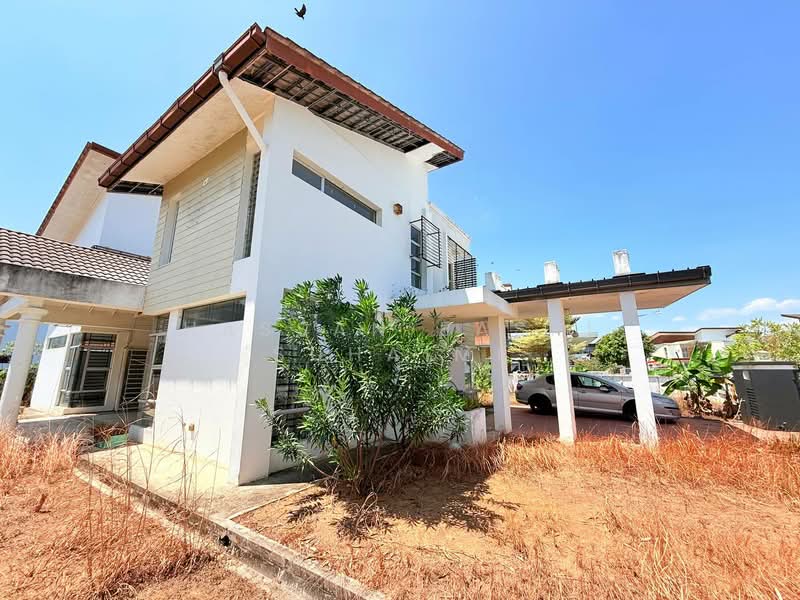 Bandar Enstek untuk Untuk Dijual - RM 1,050,000, Mac 2026 - Exterior - PropertyGuru.com.my