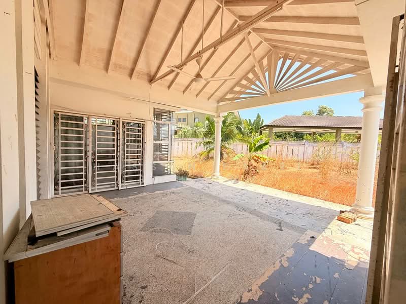 Bandar Enstek untuk Untuk Dijual - RM 1,050,000, Mac 2026 - Exterior - PropertyGuru.com.my