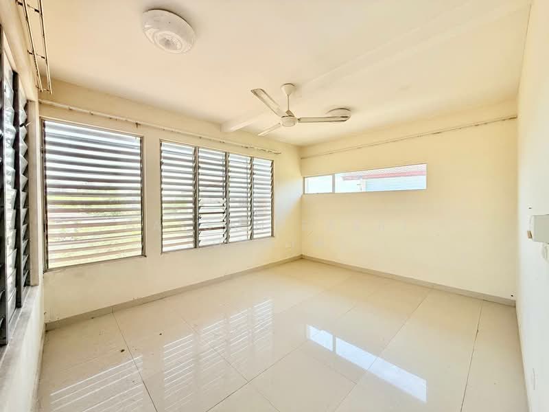 Bandar Enstek untuk Untuk Dijual - RM 1,050,000, Mac 2026 - Interior - PropertyGuru.com.my