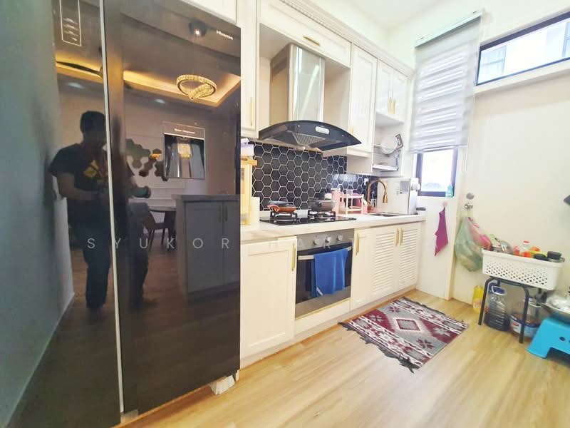 2-storey Terraced House for Sale in Puncak Alam (Selangor) - Syukor Hartanah - Kitchen - PropertyGuru.com.my