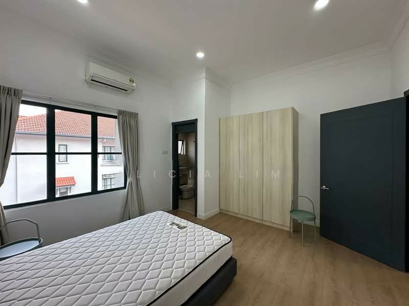Condominium for Rent at Ritchie's Pavilion - Alicia Lim - Bedroom - PropertyGuru.com.my