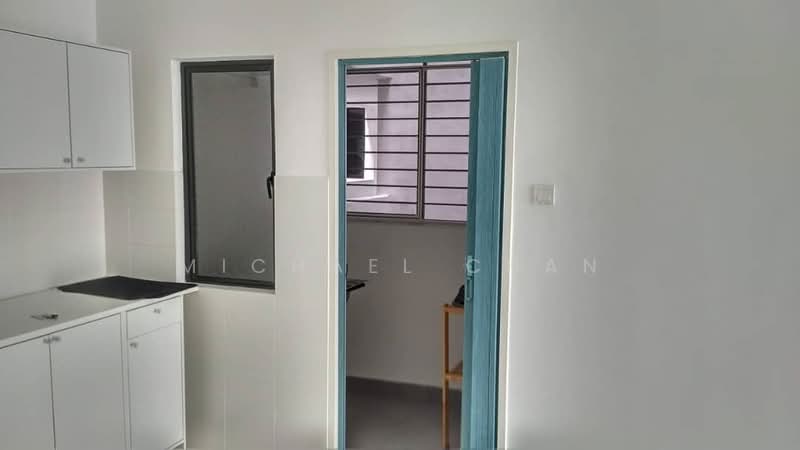 Service Residence for Rent at Zeva @ Equine South - Michael Chan - Kitchen - PropertyGuru.com.my