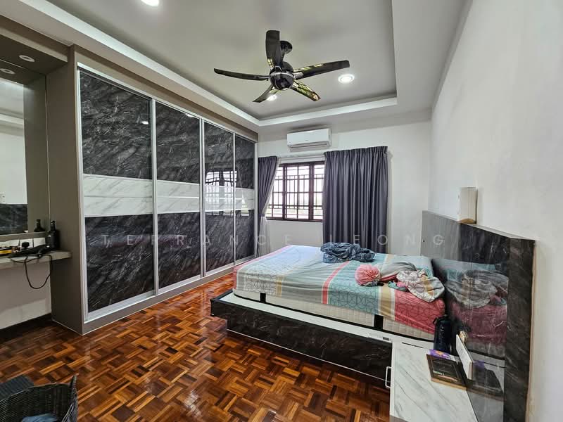Apartment for Sale at Pangsapuri Excelsa - Terrance Leong - Bedroom - PropertyGuru.com.my