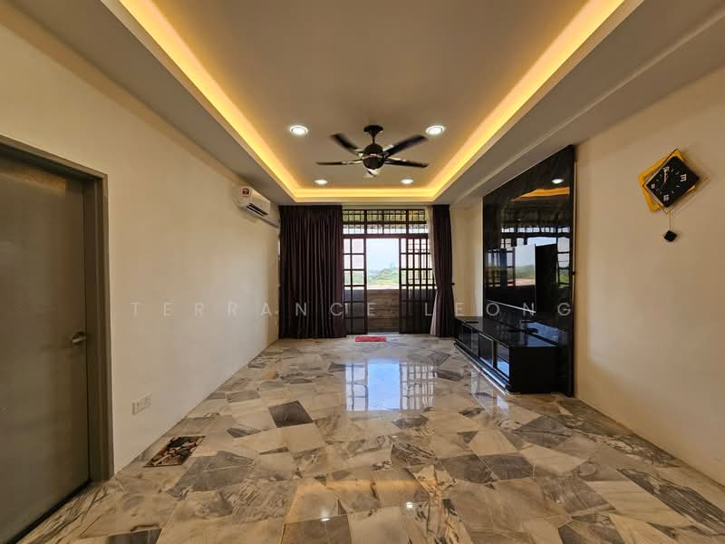 Apartment for Sale at Pangsapuri Excelsa - Terrance Leong - Living Room - PropertyGuru.com.my