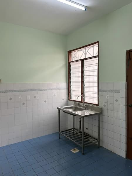 2-storey Terraced House for Sale in Subang Jaya (Selangor) - ANGELINE ANG - Kitchen - PropertyGuru.com.my
