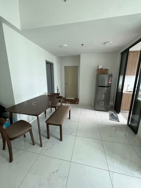 Suasana @ Utropolis untuk Untuk Dijual - RM 520,000, Mac 2026 - Dining Room - PropertyGuru.com.my