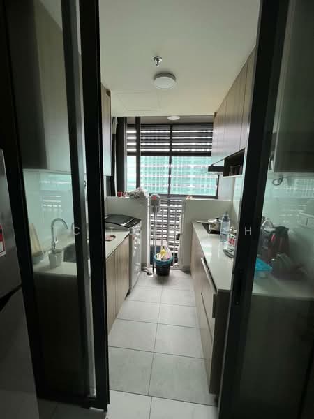 Suasana @ Utropolis untuk Untuk Dijual - RM 520,000, Mac 2026 - Kitchen - PropertyGuru.com.my