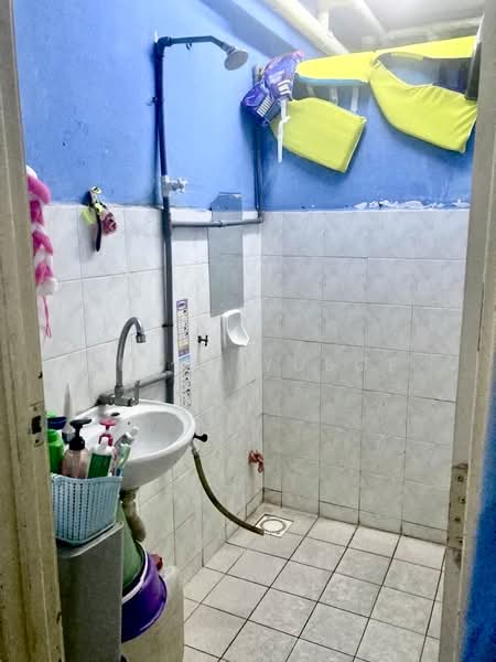 Apartment for Sale at Sri Penara - Deeya Yusof - Bathroom - PropertyGuru.com.my