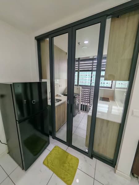 Service Residence for Sale at Suasana @ Utropolis - TC Tong Loh - Kitchen - PropertyGuru.com.my