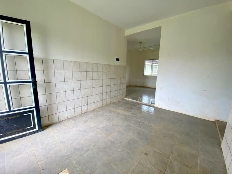 Bungalow for Sale in Taman Ehsan Ibu (Serendah) - Lukman Hakim - Interior - PropertyGuru.com.my