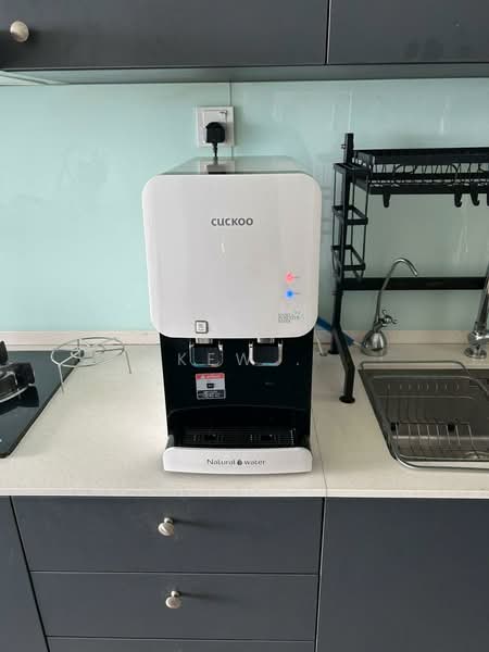 Service Residence for Rent at Oasis Ara Damansara - Kew . - Kitchen - PropertyGuru.com.my