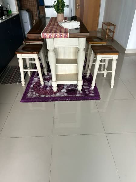 Service Residence for Rent at Oasis Ara Damansara - Kew . - Dining Room - PropertyGuru.com.my