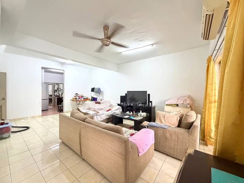 Taman Putra Prima Phase 3E untuk Untuk Dijual - RM 620,000, Feb 2026 - Living Room - PropertyGuru.com.my