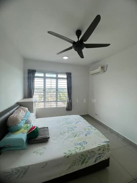 Apartment for Sale at Austin Suites (Permata Austin) - Lex Hiew - Bedroom - PropertyGuru.com.my