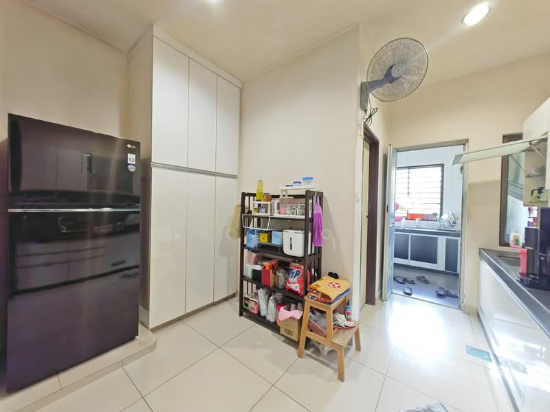 Cluster House for Sale in Taman Setia Indah (Kluang) - Jace Loh - Kitchen - PropertyGuru.com.my