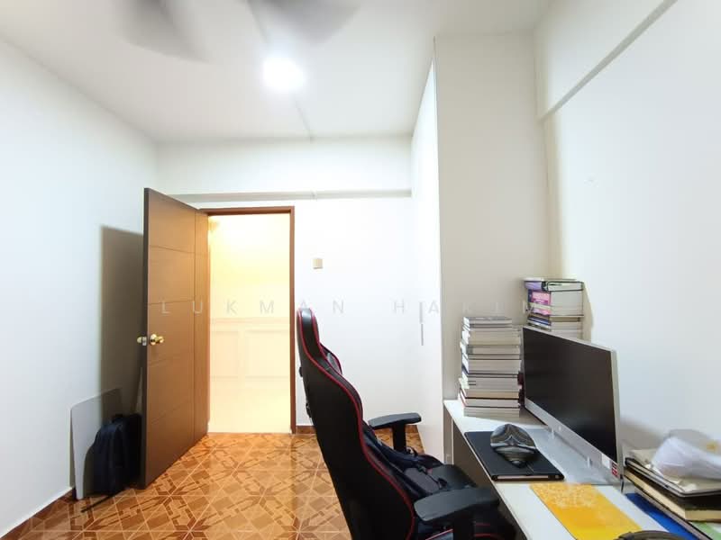 Condominium for Sale at Danau Idaman - Lukman Hakim - Study - PropertyGuru.com.my