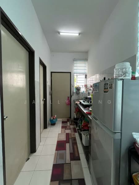 2-storey Terraced House for Sale in Nusantara Prima (Gelang Patah) - Janlly Jong - Kitchen - PropertyGuru.com.my