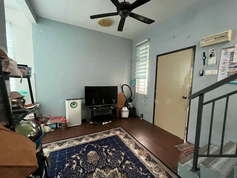 2-storey Terraced House for Sale in Nusantara Prima (Gelang Patah) - Janlly Jong - Living Room - PropertyGuru.com.my
