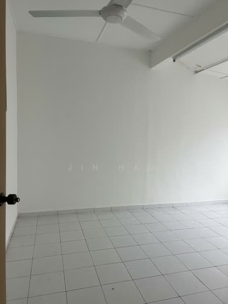 Api-Api Kepong Baru untuk Untuk Disewa - RM 2,300 /bulan, Feb 2026 - Interior - PropertyGuru.com.my
