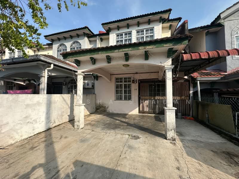 2-storey Terraced House for Sale in Bandar Puncak Alam (Puncak Alam) - Natasha Shadan - Exterior - PropertyGuru.com.my