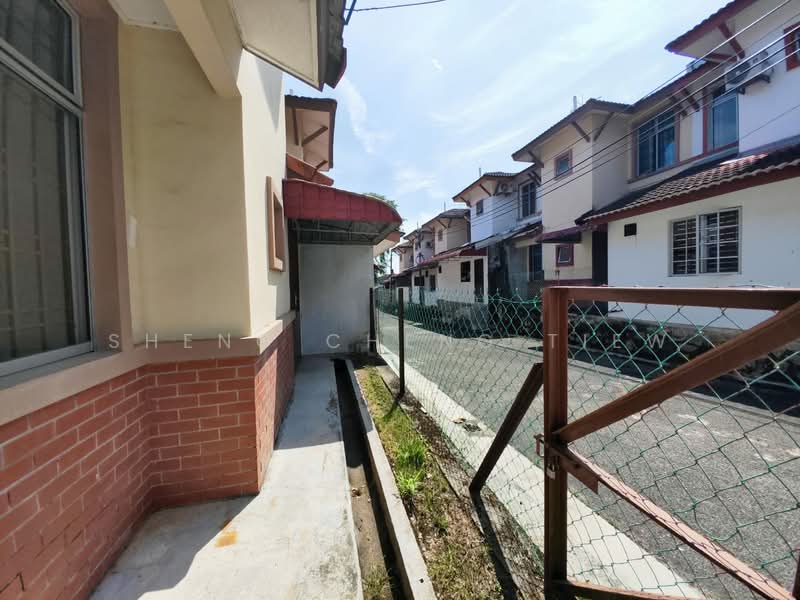 2-storey Terraced House for Sale in Setia Indah (Ulu Tiram) - Sheng Cheng Tiew - Exterior - PropertyGuru.com.my