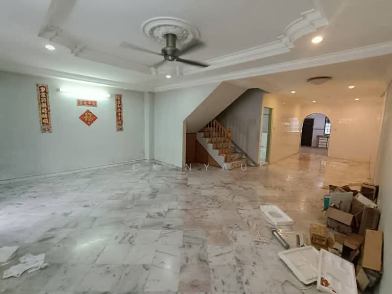 2-storey Terraced House for Sale in Ipoh (Perak) - Ck Nyau - Living Room - PropertyGuru.com.my