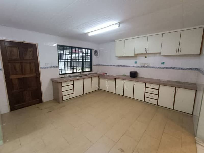 2-storey Terraced House for Sale in Ipoh (Perak) - Ck Nyau - Kitchen - PropertyGuru.com.my
