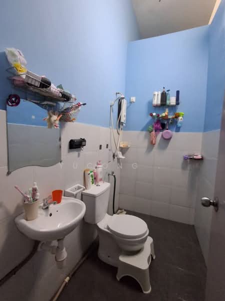 2-storey Terraced House for Sale in Taman Scientex Senai (Senai) - Yucong . - Bathroom - PropertyGuru.com.my