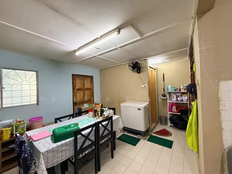 2-storey Terraced House for Sale in Taman Puchong Perdana (Puchong) - Natasha Shadan - Dining Room - PropertyGuru.com.my