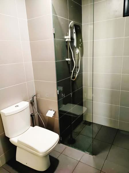 Condominium for Rent at Golden Triangle 2 - Vincent Tan - Bathroom - PropertyGuru.com.my