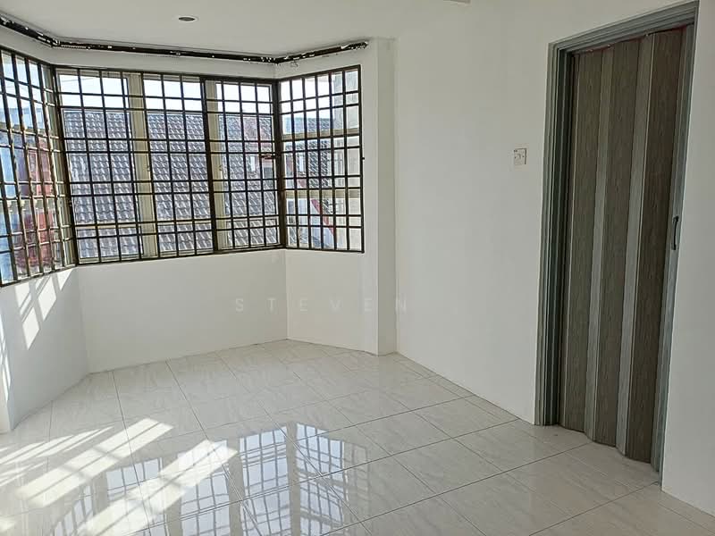 Taman Menglembu Impiana Adril untuk Untuk Dijual - RM 378,000, Feb 2026 - Bedroom - PropertyGuru.com.my