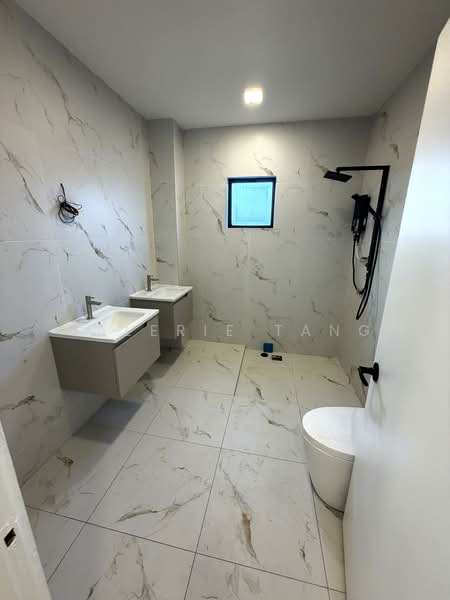 Condominium for Sale at D'aman Crimson - Valerie Tang - Bathroom - PropertyGuru.com.my