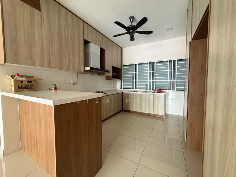 Condominium for Sale at Oasis 2 Residence - Hasliza Hassan - Kitchen - PropertyGuru.com.my