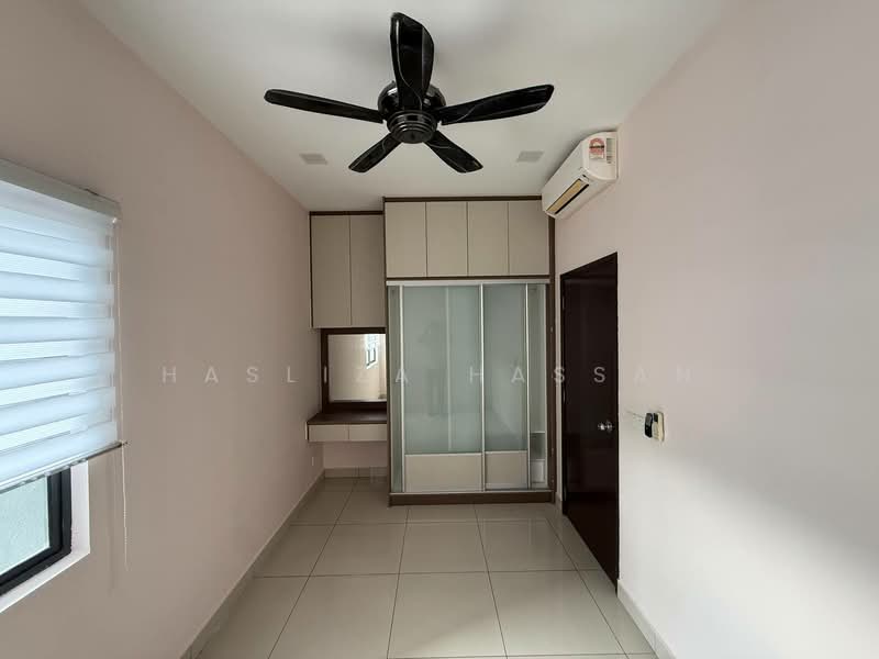 Condominium for Sale at Oasis 2 Residence - Hasliza Hassan - Bedroom - PropertyGuru.com.my