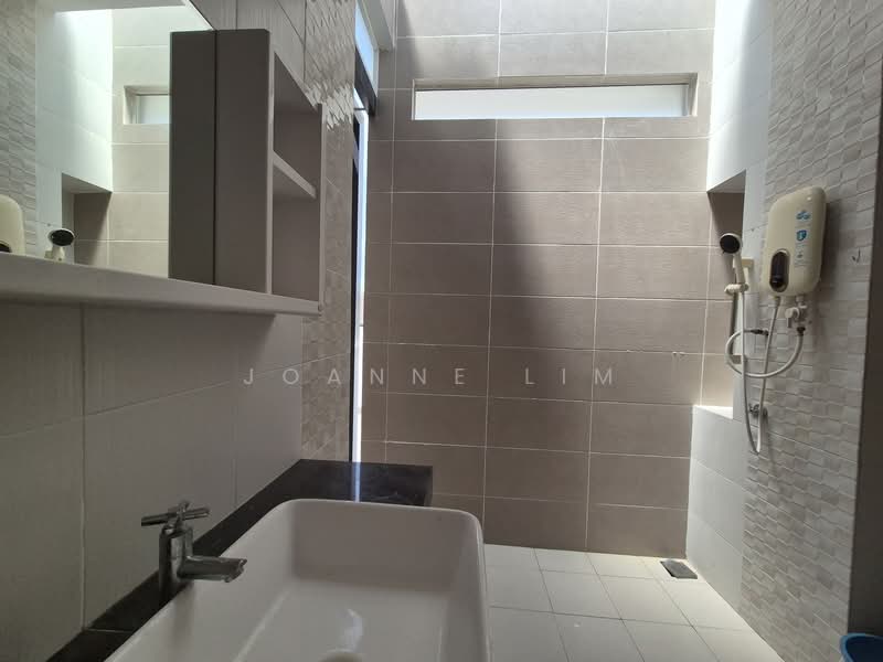 2-storey Terraced House for Rent in Bemban (Melaka) - Joanne Lim - Bathroom - PropertyGuru.com.my