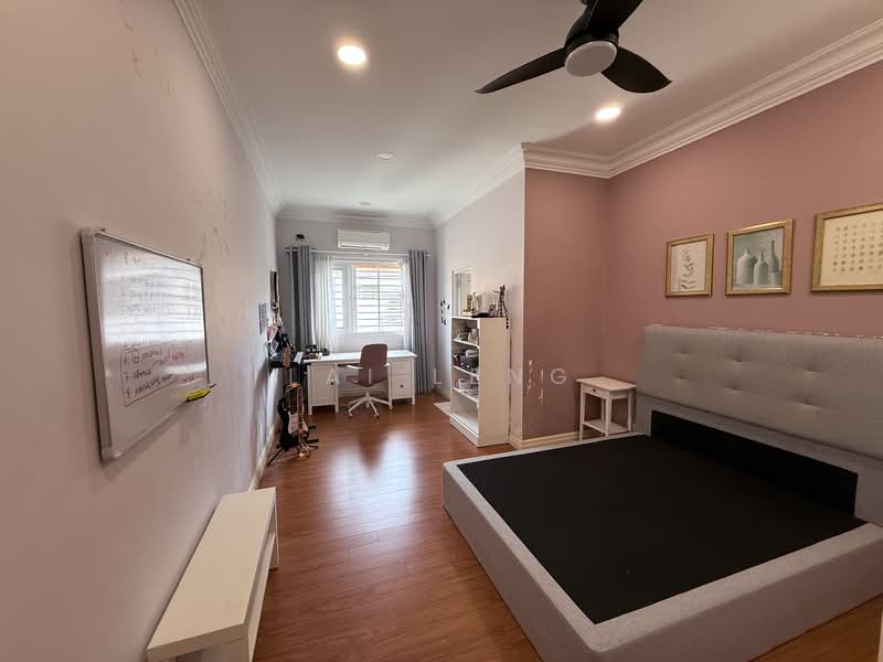 2-storey Terraced House for Sale in Usj 3a (Subang Jaya) - Lai Leng - Bedroom 1 - PropertyGuru.com.my