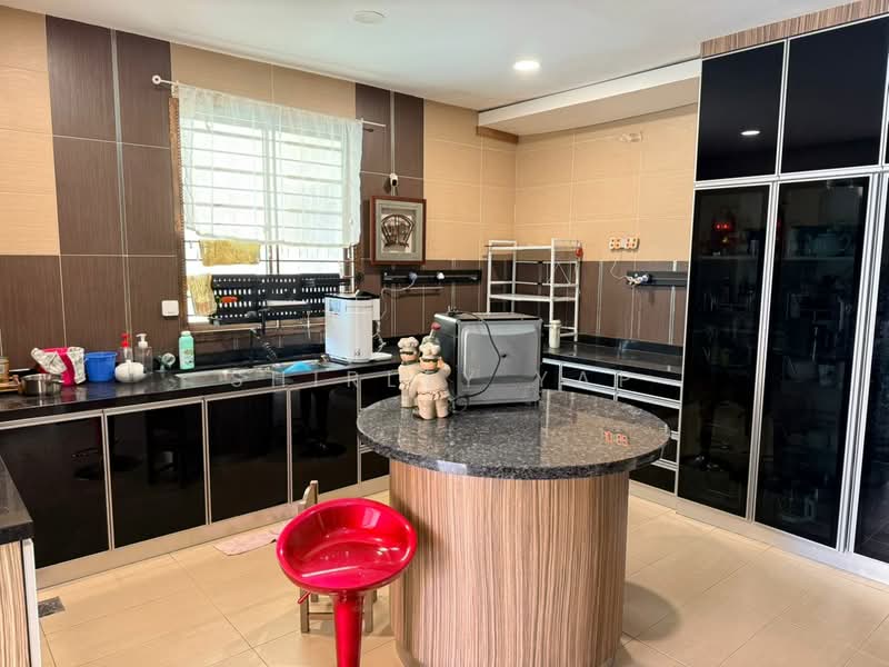 Semi-Detached House for Sale in Taman Sutera Utama (Skudai) - Shirley Yap - Kitchen - PropertyGuru.com.my