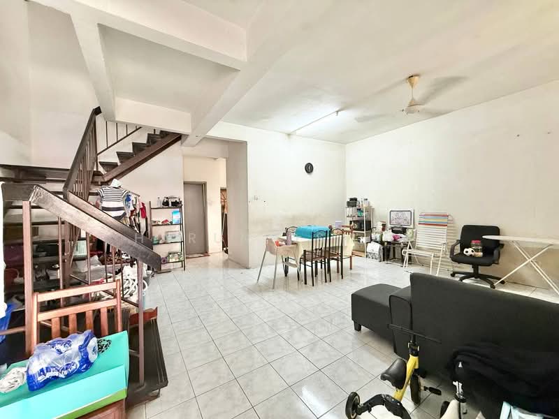 2-storey Terraced House for Sale in Bandar Putra Permai (Seri Kembangan) - Harun Osman - PropertyGuru.com.my