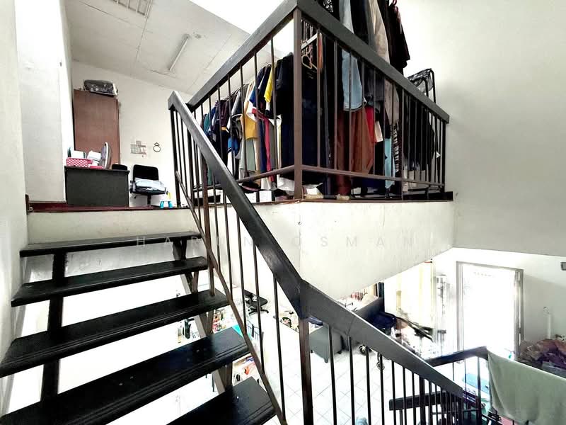 2-storey Terraced House for Sale in Bandar Putra Permai (Seri Kembangan) - Harun Osman - PropertyGuru.com.my