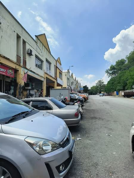 Shop for Sale in Taman Puncak Jalil (Seri Kembangan) - Amanda Lock - Exterior - PropertyGuru.com.my