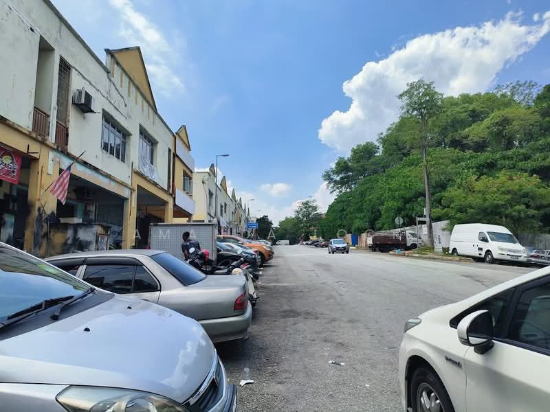 Shop for Sale in Taman Puncak Jalil (Seri Kembangan) - Amanda Lock - Exterior - PropertyGuru.com.my