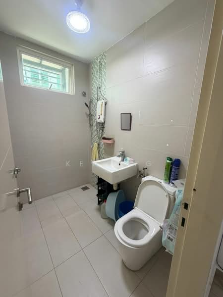 2-storey Terraced House for Rent in Bandar Sri Sendayan (Negeri Sembilan) - Kent Ng - Bathroom - PropertyGuru.com.my