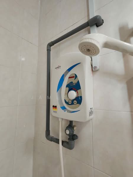 Casa Tiara Serviced Apartment untuk Untuk Disewa - RM 1,600 /bulan, Feb 2026 - Bathroom - PropertyGuru.com.my